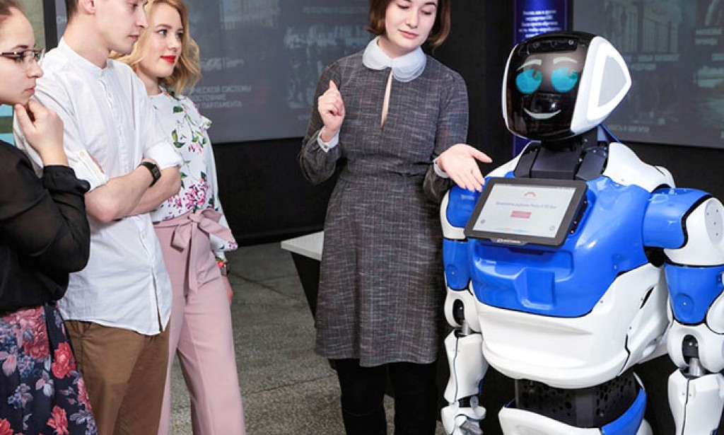 Use My face| pay me 1.5 crore | Promobot!!