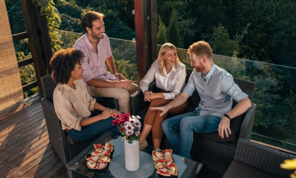 Examining the Swinger Way of Life: Past the Generalizations