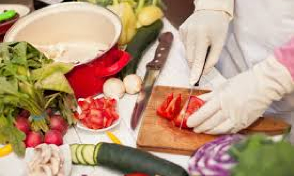 Preparing Food Safely: A Guide to Ensuring Health and Flavor