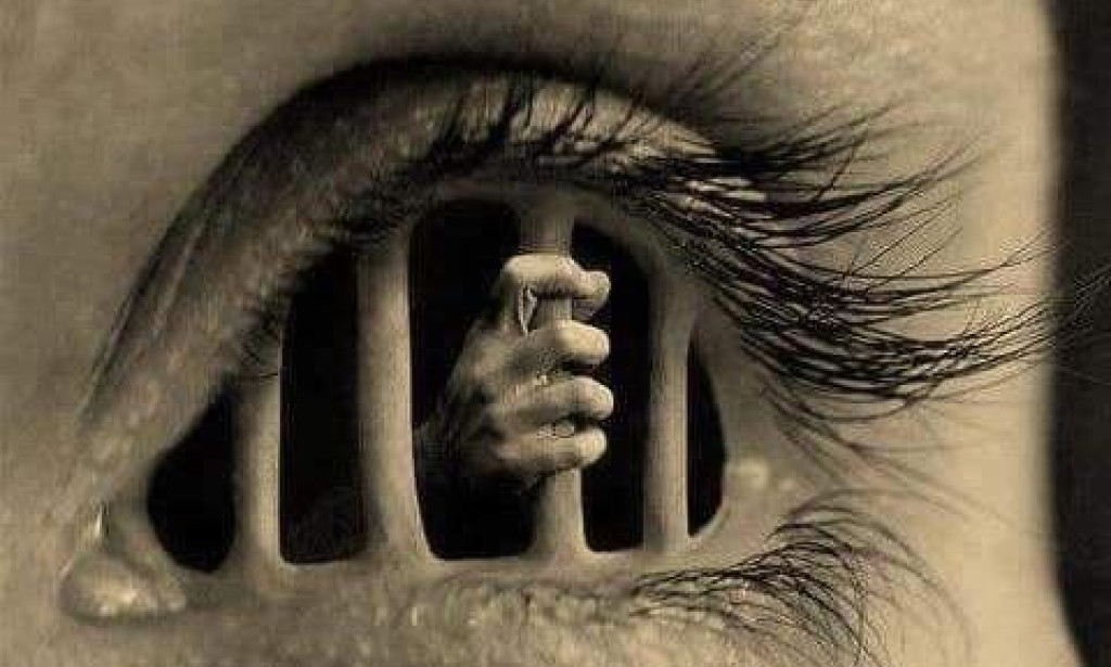 The Best approach to Retouching: Vanquishing Distress and Anxiety