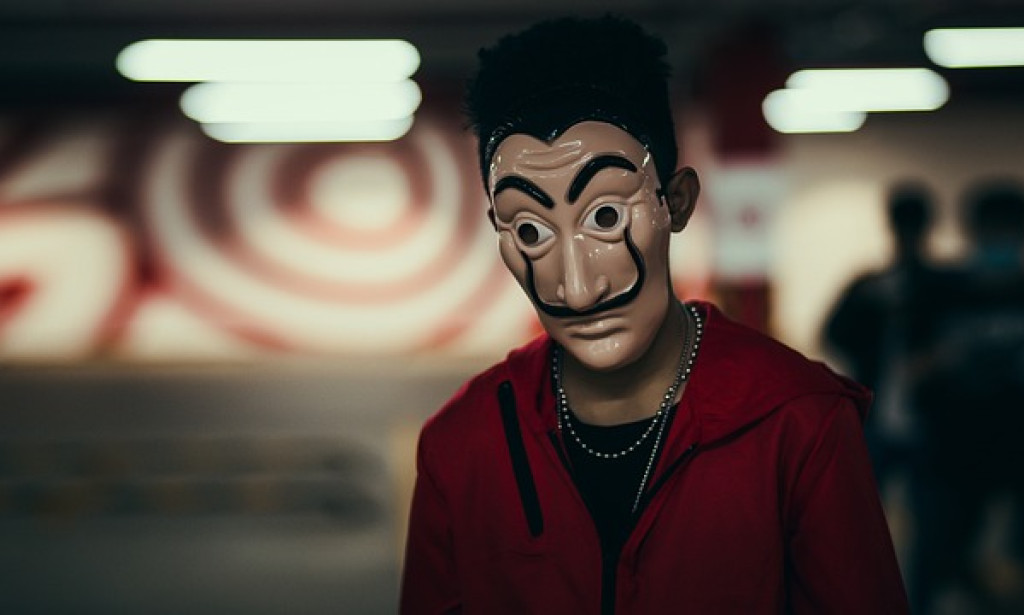 "Money Heist" enraptures crowds with its unpredictable plot, convincing characters, and high-stakes heists.