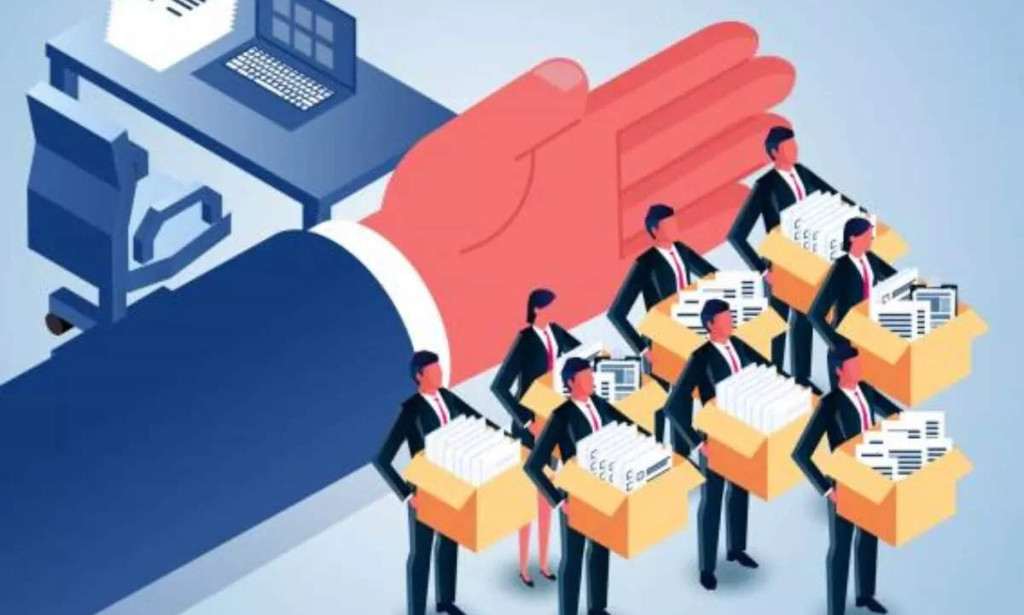 : Breaking down Standardized Cutbacks: Lessening the Danger of Poached Ability for Bosses