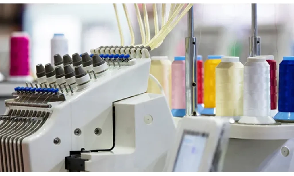 Weaving Success: Exploring Pakistan's Vibrant Fabric Industry