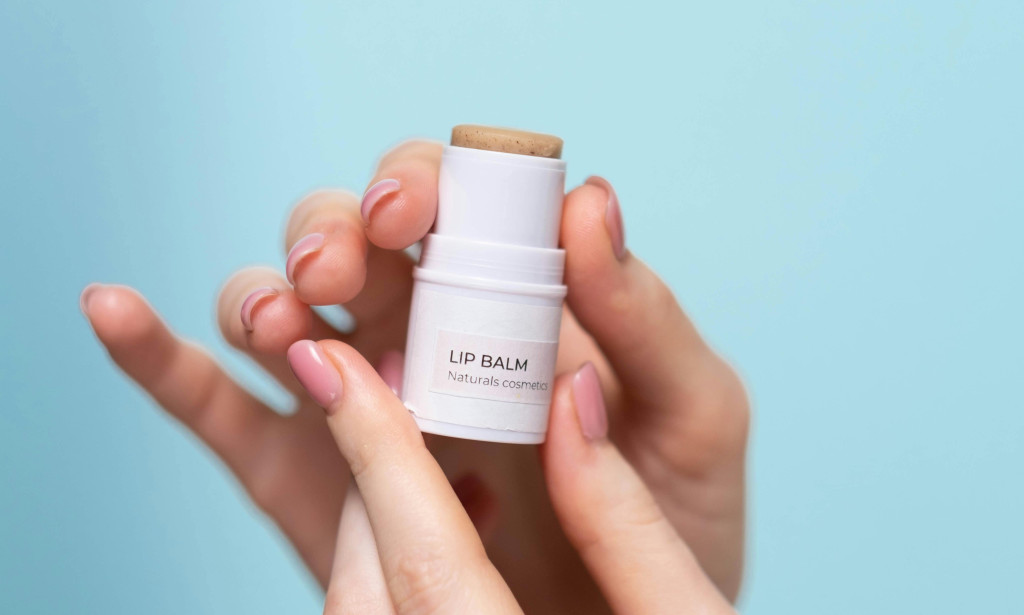 DIY Lip Balm: A Step-by-Step Guide to Crafting Your Own Natural Lip Care