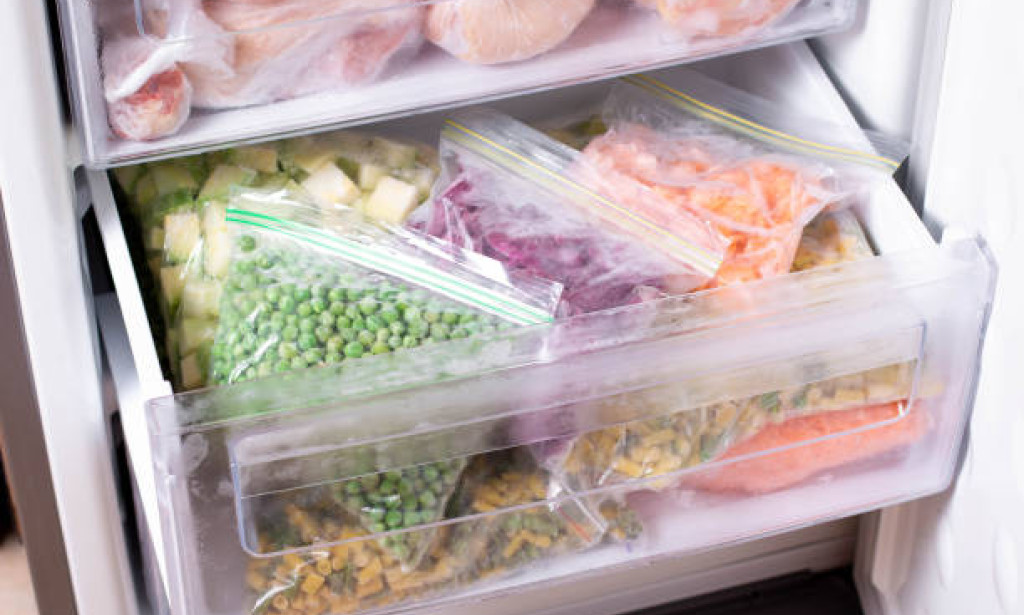 Optimizing Freezer Efficiency: Choosing, Maintaining, and Using Effectively