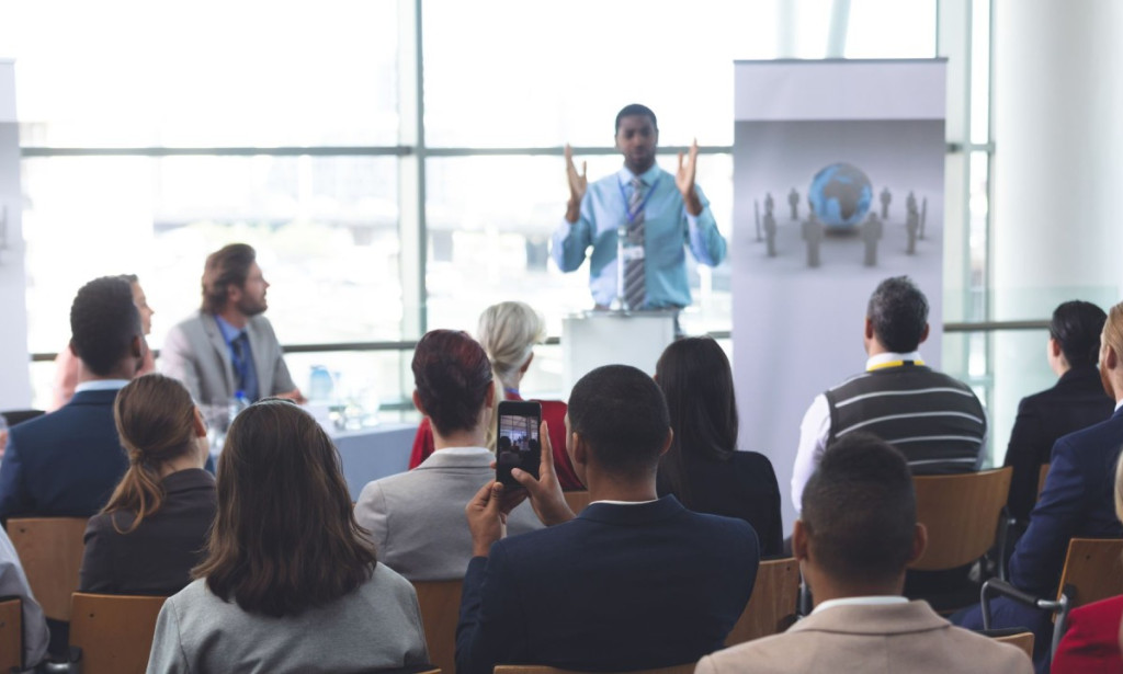 Leading Through Change: The Power of Adaptability in Uncertain Times