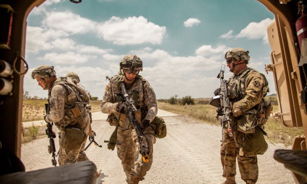 Unveiling the Tactics and Implications of 5th Generation Warfare