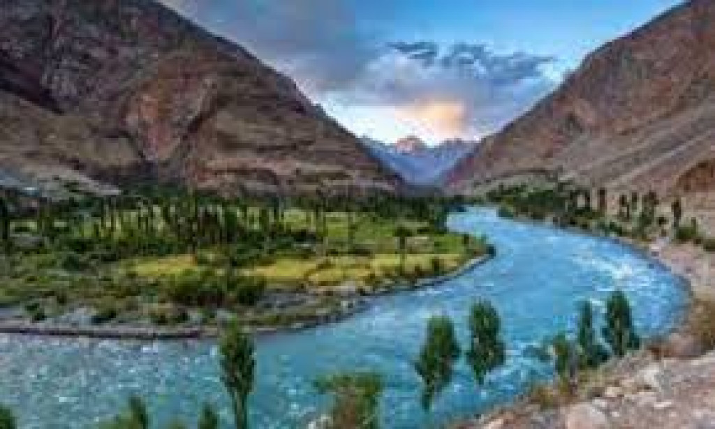 The Tourism Potential of Pakistan: A Hidden Gem of South Asia   Pakistan, often referred to as the "Land of Pure," is a country of breathtaking landscapes, rich history, and diverse culture