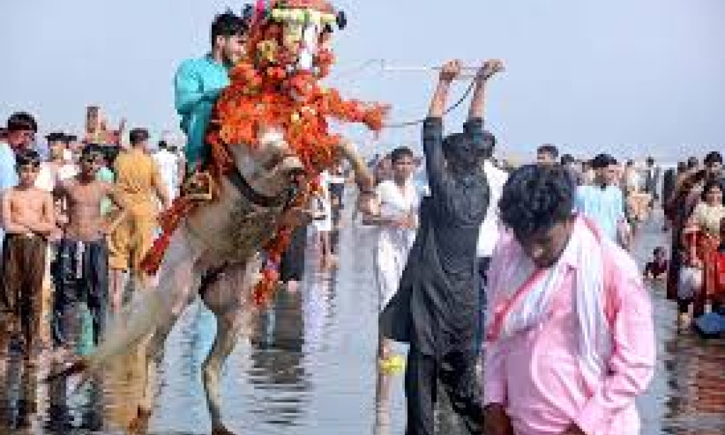 The Second Day of Eid in Karachi: A Celebration of Togetherness and Festivity Eid is one of the most joyous and celebrated occasions in Pakistan, marking the end of the holy month of Ramadan