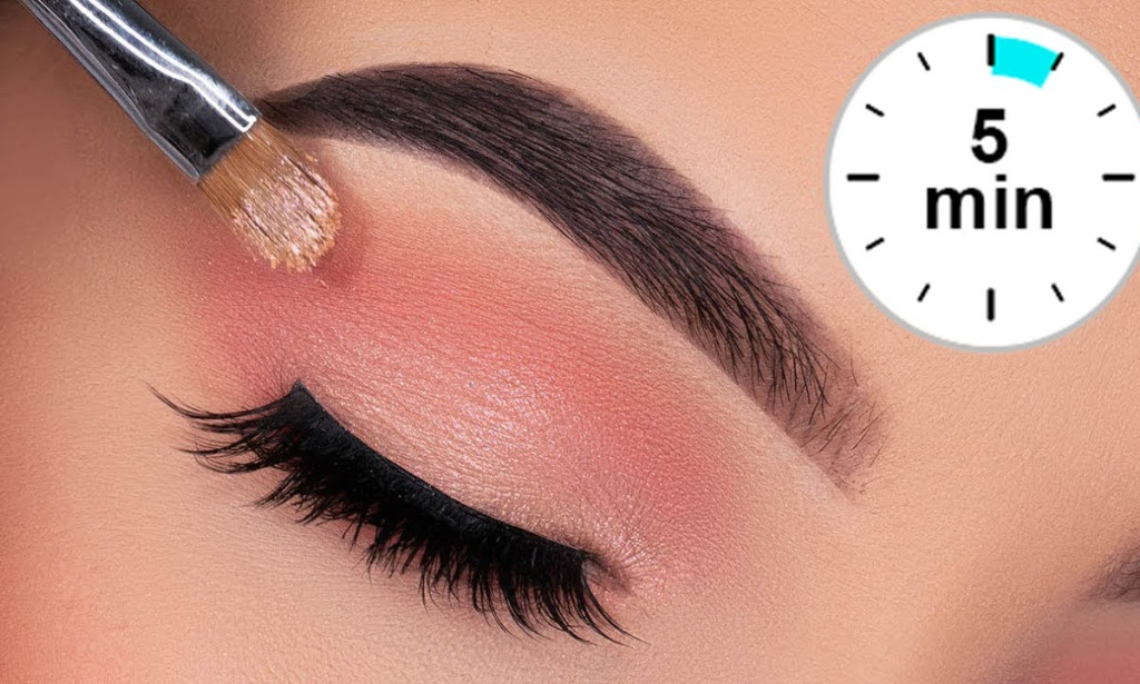 Quick & Flawless: Makeup Routines Under 10 Minutes your lifestyle—and your schedule.