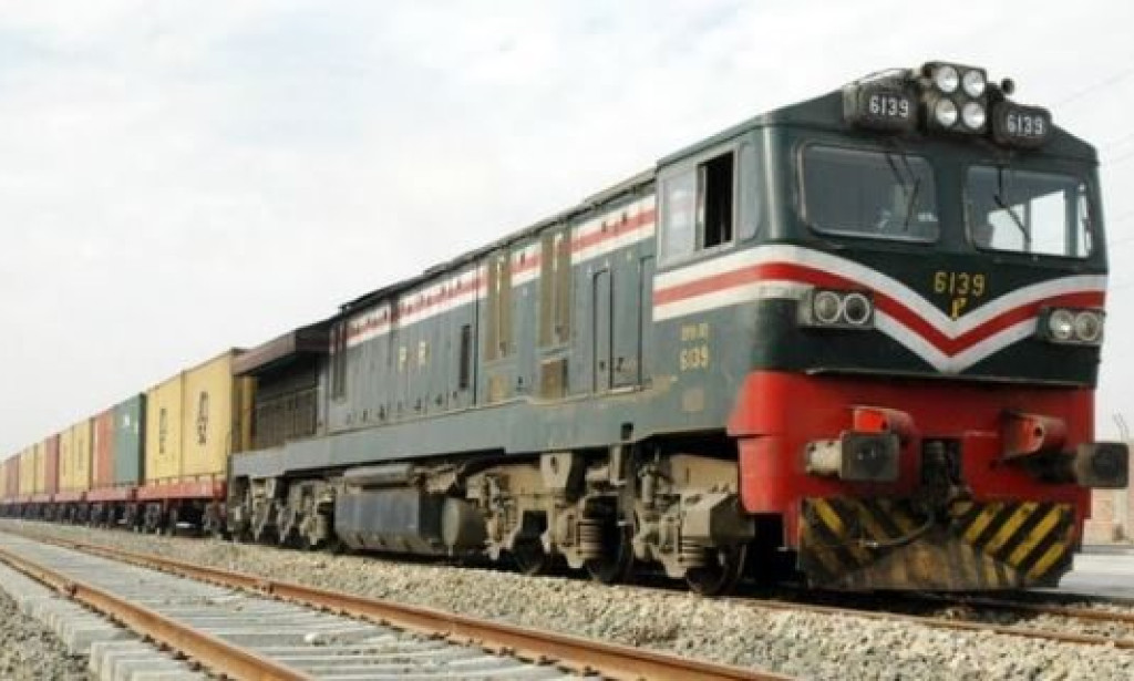 Chai, Cockroaches, and Delays: My Ride on Pakistan Railways how things will be better