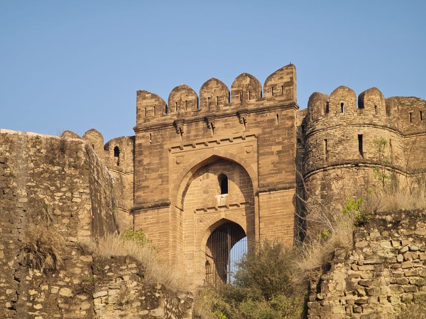 A majestic view of the 16th-century Rohtas Fort gate, a symbol of Muslim architecture in Pakistan.