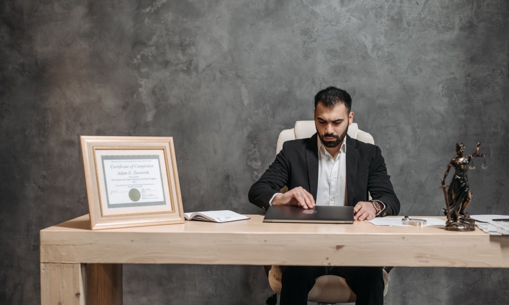 Personal Injury Lawyer: How to Find the Best Attorney for Your Case