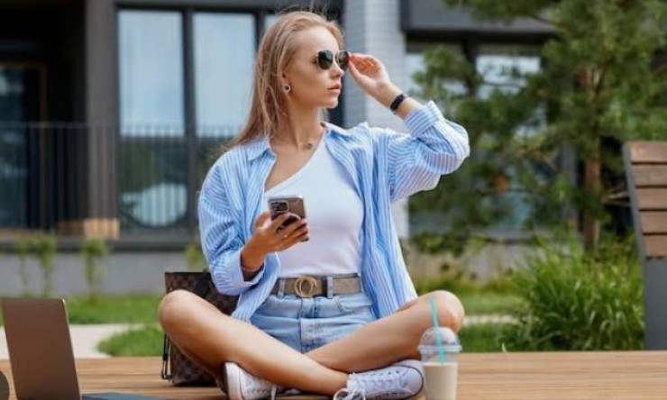 Modern Lifestyle Secrets: Live Healthy, Happy and Balanced`