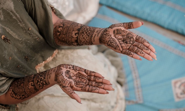 Latest Mehndi Design Trends for Weddings and Festivals