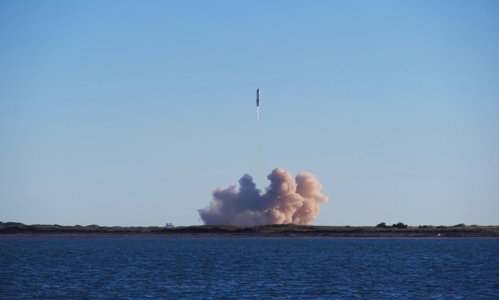 Space Tourism 2025: Real Costs of Leaving Earth Behind  interstellar.