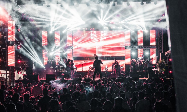 Top Music Festivals Around the World You Can't Miss in 2025 calendar now.