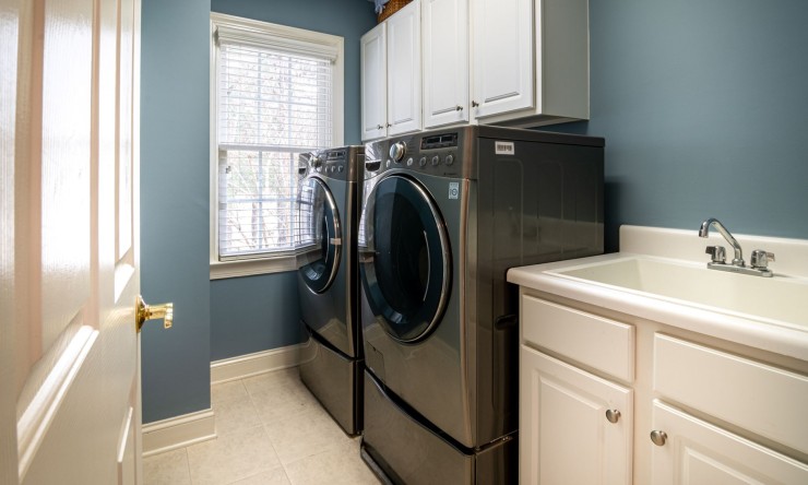 Washing Machines vs. Dryers: Which One Should You Upgrade First?
