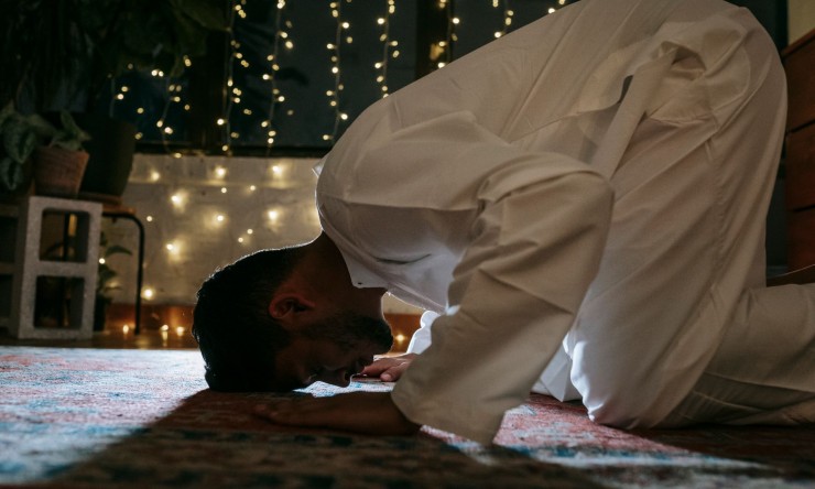 Seeking Divine Guidance Through Istikhara: Embracing Allah's Wisdom in Life's Decisions