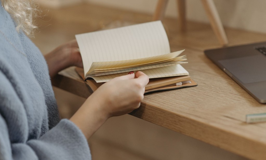 Mastering Everyday Efficiency: 10 Daily Life Hacks to Simplify Your Routine