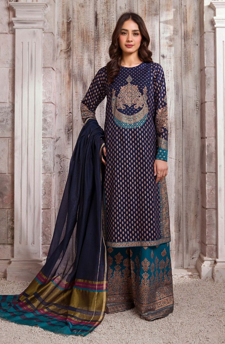 Limelight Lawn Collection – Stylish Pakistani Summer & Traditional Wear