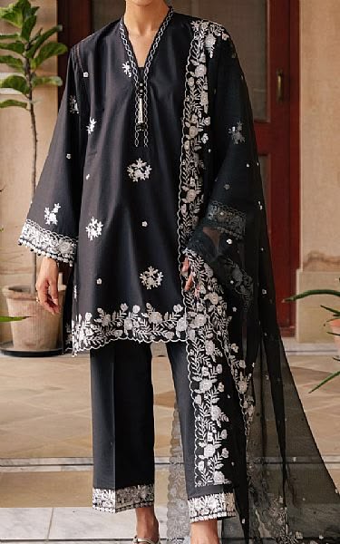 Cross Stitch Lawn Collection – Elegant Pakistani Summer & Traditional Wear
