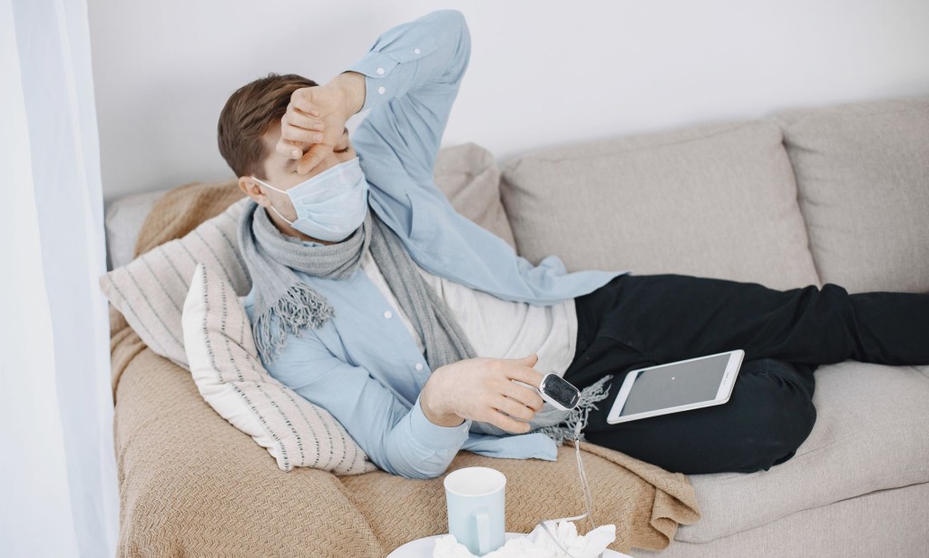 some common symptoms that people may notice before being diagnosed with cancer: