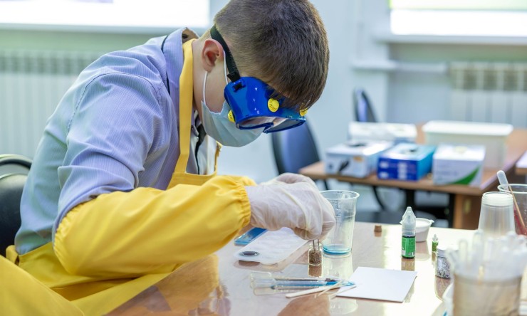 What is science and known about the marits and demerits of science.