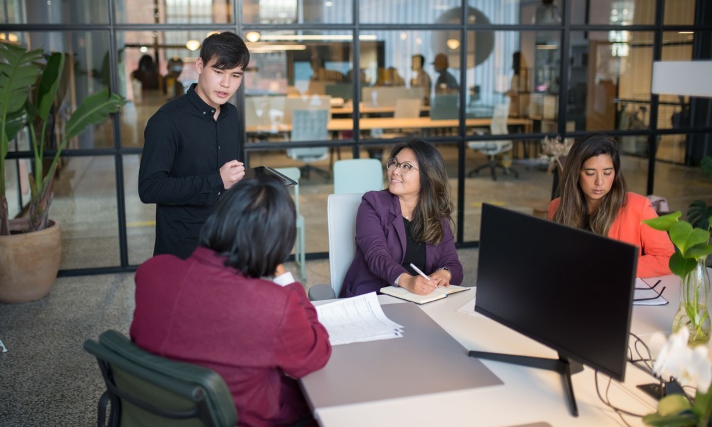 Collaboration for Innovation: How Collective Problem-Solving Drives Organizational Growth