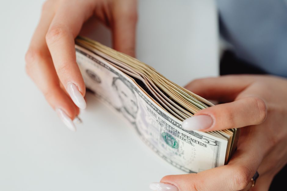 Best Ways to Exchange Dollars in Pakistan