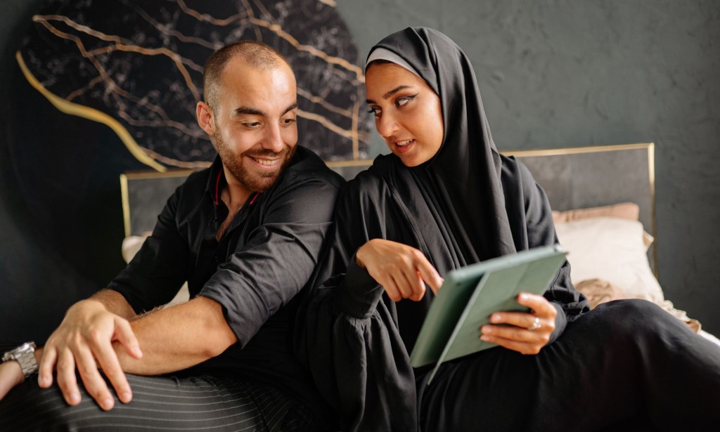 Intimate connections