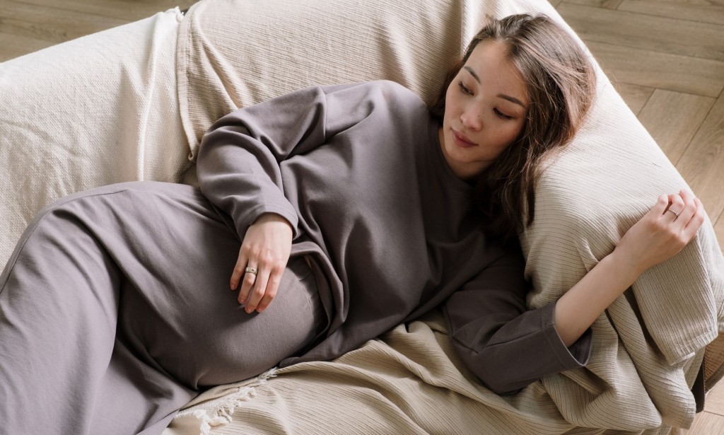 Delivering Baby at home | Here is how