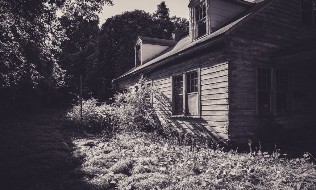 “Investigating the Unexplained: An Excursion into the Paranormal”