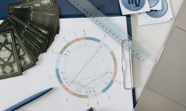 Astrology and paranormal Unveiling the Power of Birth Charts: A Beginner's Guide to Astrology