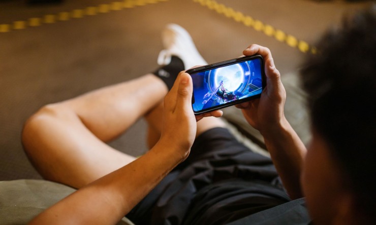 How to Earn Money by Playing Games Without Investment