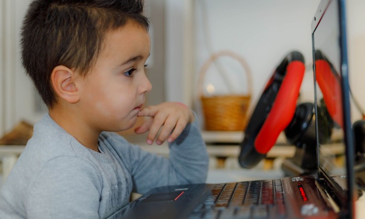 The Pros and Cons of Online Gaming on Students