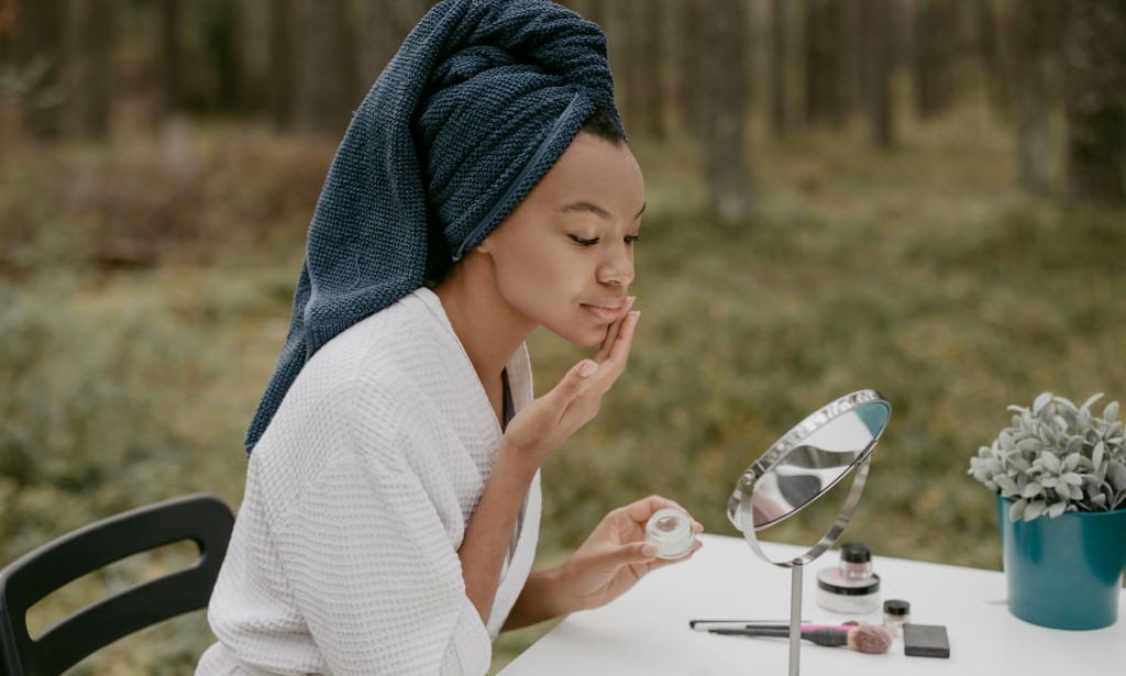 Your Essential Daily Skincare Routine for Healthy, Glowing Skin