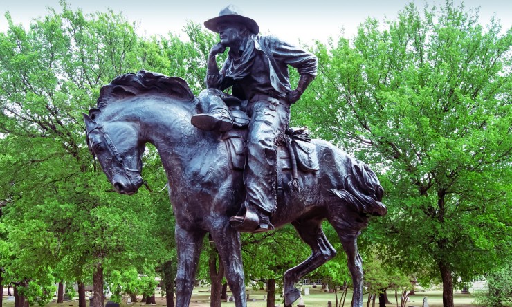 Montana Lifestyle Statues for Sale: Capturing the Spirit of the West in Artistic Sculptures