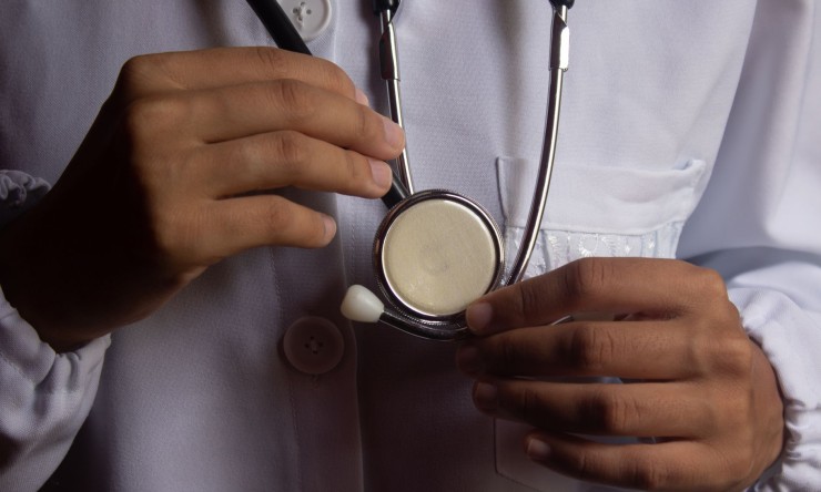 Navigating the Landscape of Healthcare: Advantages and Disadvantages
